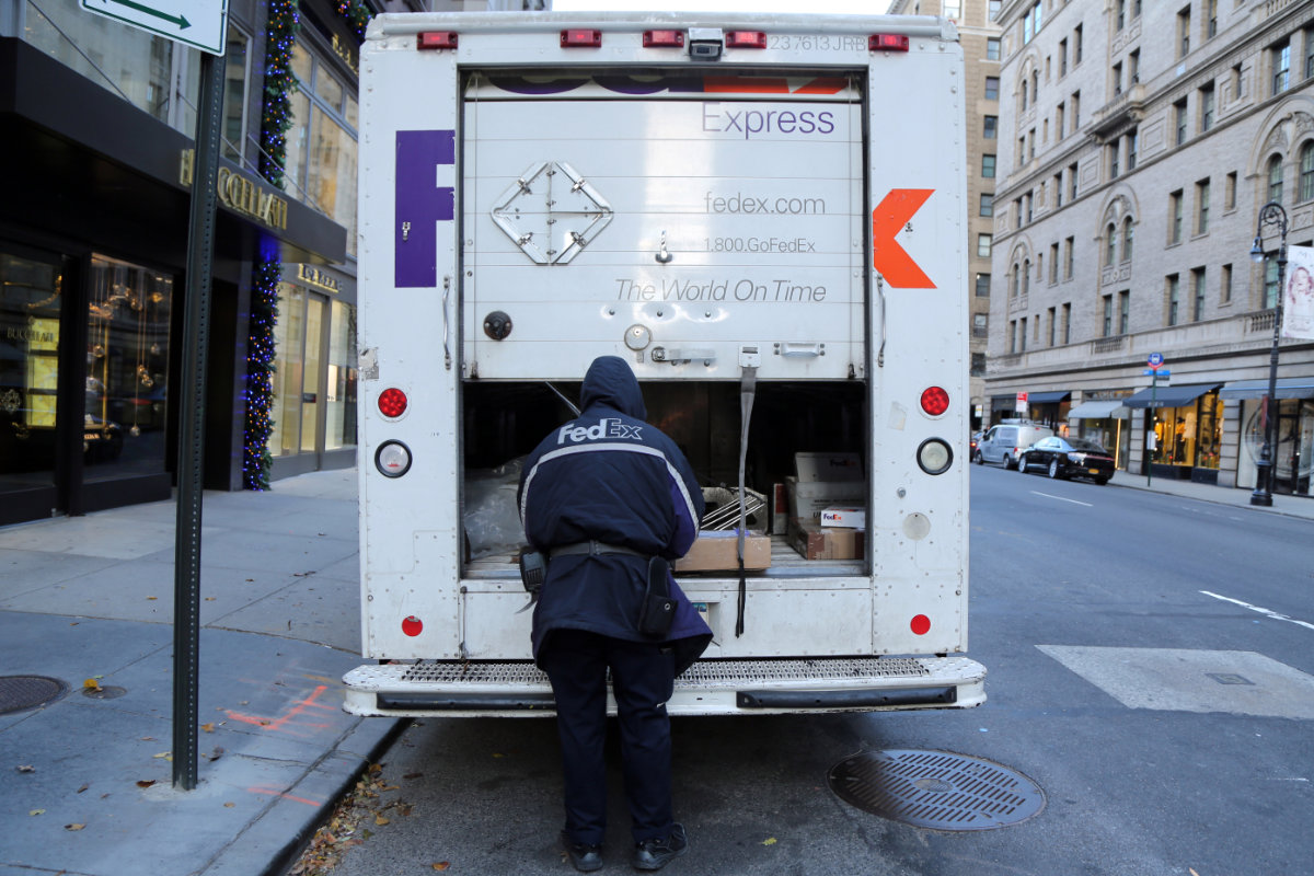 Fedex Shipment Christmas 2022 Delays How Ups And Fedex Are Hiding Christmas Shipping Delays