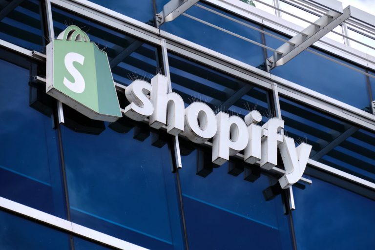Shopify Bans Use of Amazon’s ‘Buy With Prime’ Service
