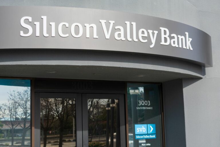 Feds Bail Out SVB – What Does This Mean for Etsy Sellers?